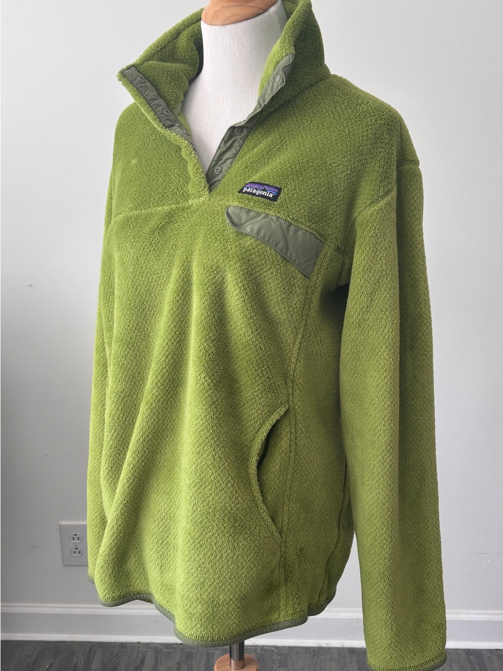 Patagonia Lime Green Snap-T Fleece Pullover